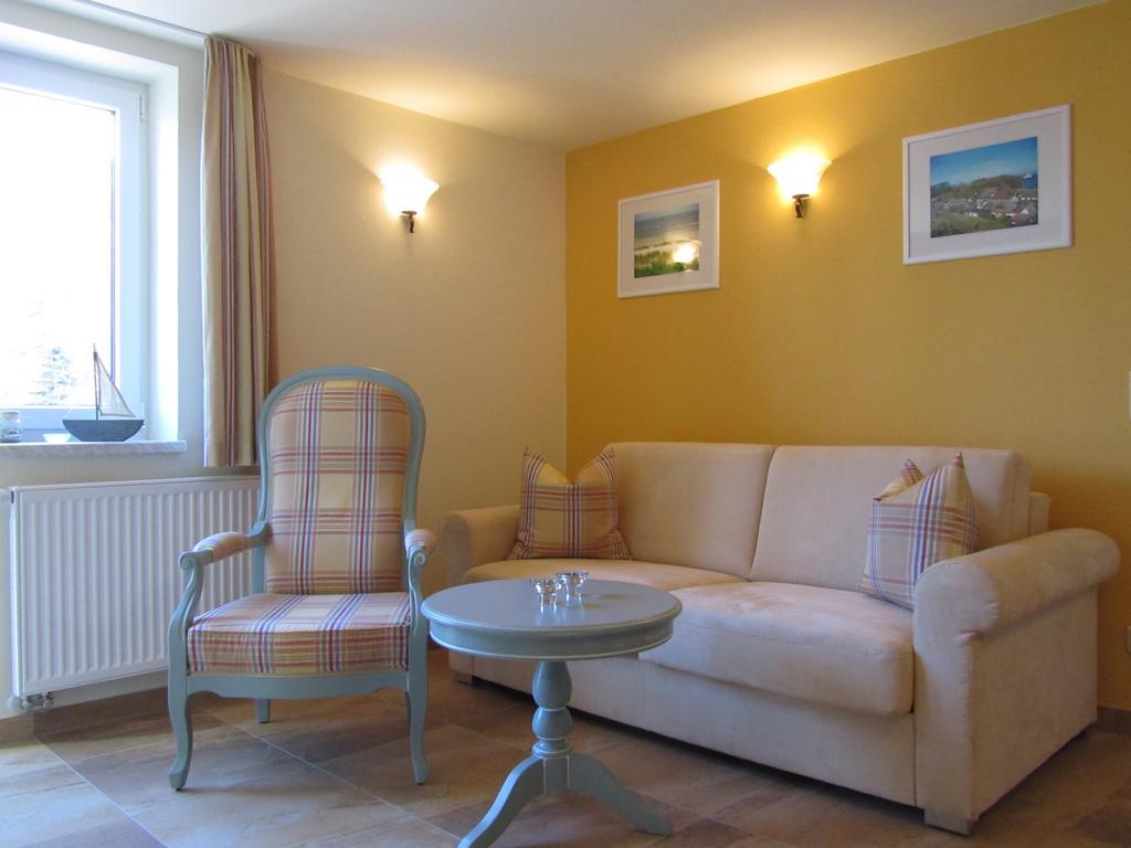 Apartmenthaus Hus Uebi By Rujana Binz Δωμάτιο φωτογραφία