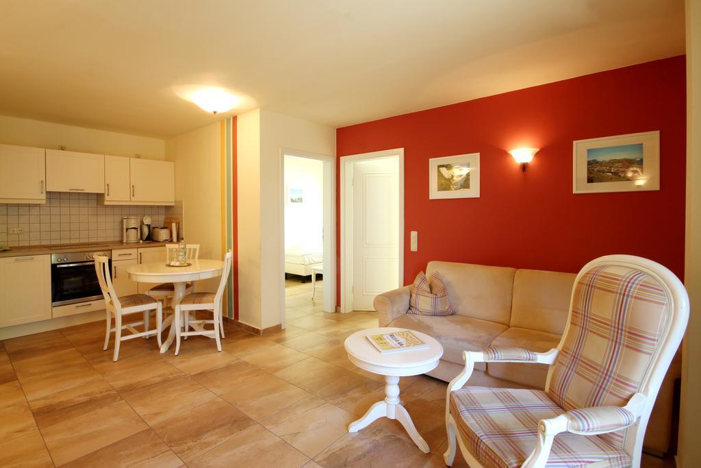 Apartmenthaus Hus Uebi By Rujana Binz Εξωτερικό φωτογραφία